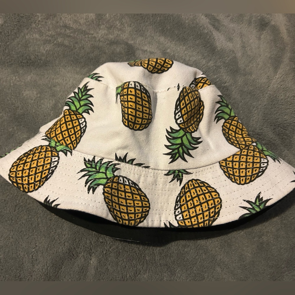 Pineapple Print Bucket Hat